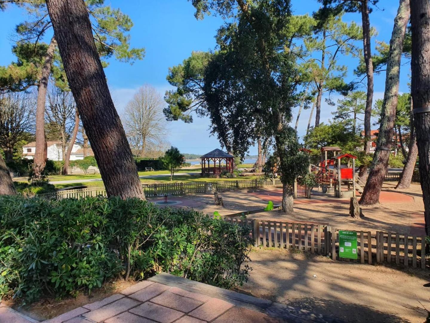 Terrasses Saint Georges - Un Emplacement Exceptionnel Au Centre-Ville Et Au Calme A Quelques Pas Du Lac Marin Soorts-Hossegor Exterior foto